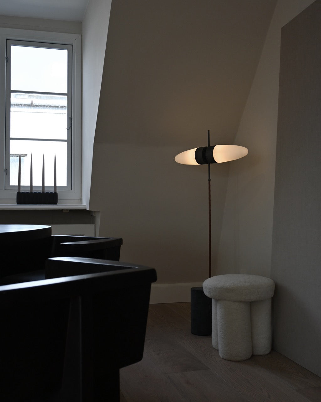 Bull Gulvlampe