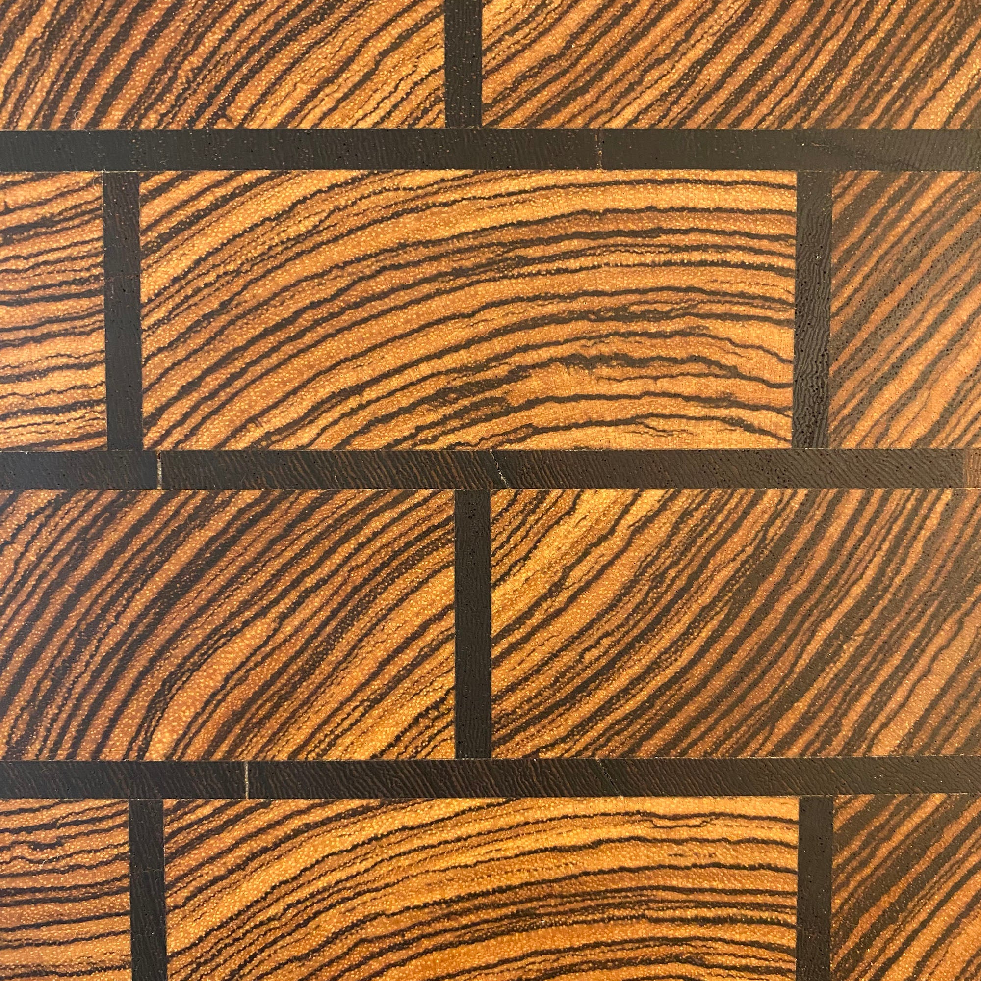 Skjærebrett Zebratre & Wenge 56x42x4,5 cm